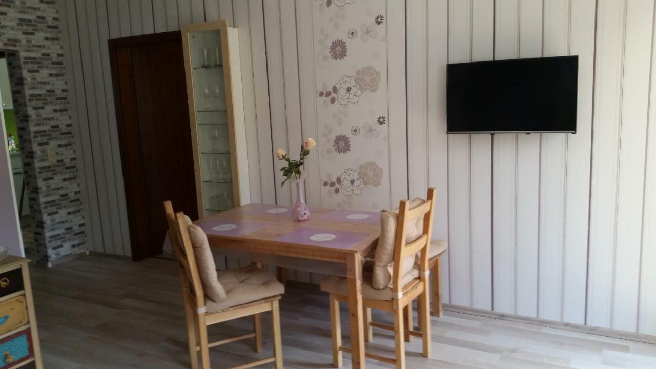 Apartament Am Kirbach Waldsolms Zewnętrze zdjęcie